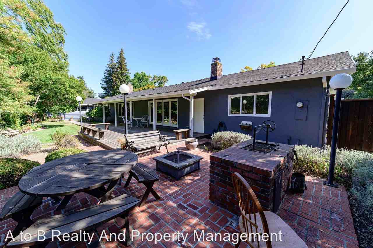 1921 Helen Ct - Photo 2 of 20