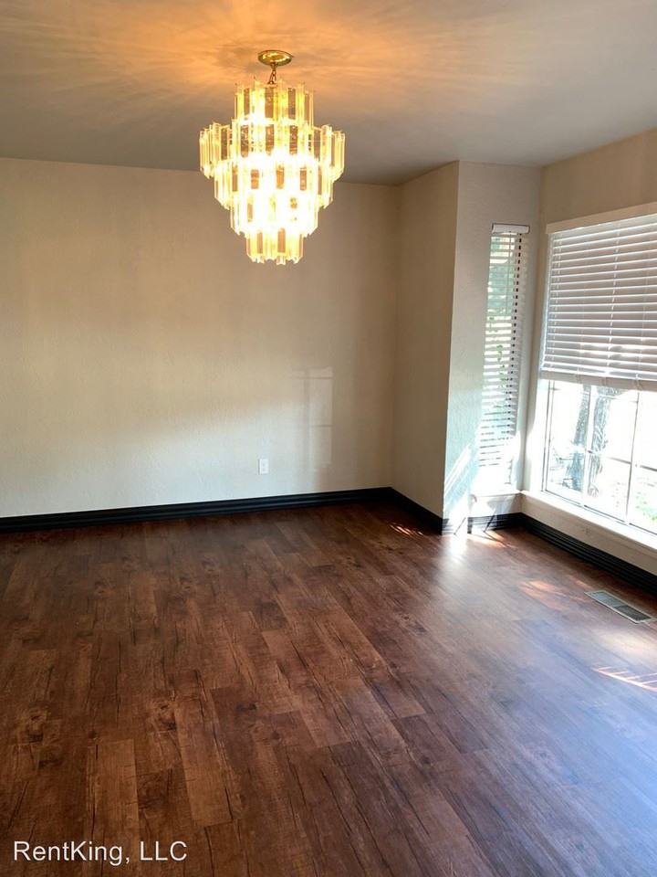 6413 Ellen Ln - Photo 2 of 36