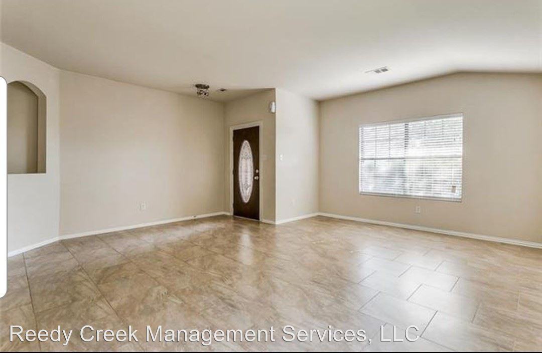 700 Bay Laurel Lane - Photo 2 of 22