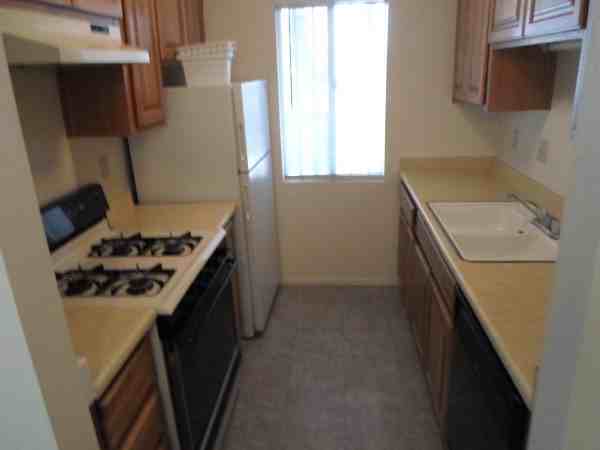 808 S Langley Ave #103 - Photo 5 of 15