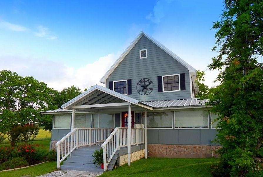 3960 Bluebonnet Boulevard - Photo 2 of 27