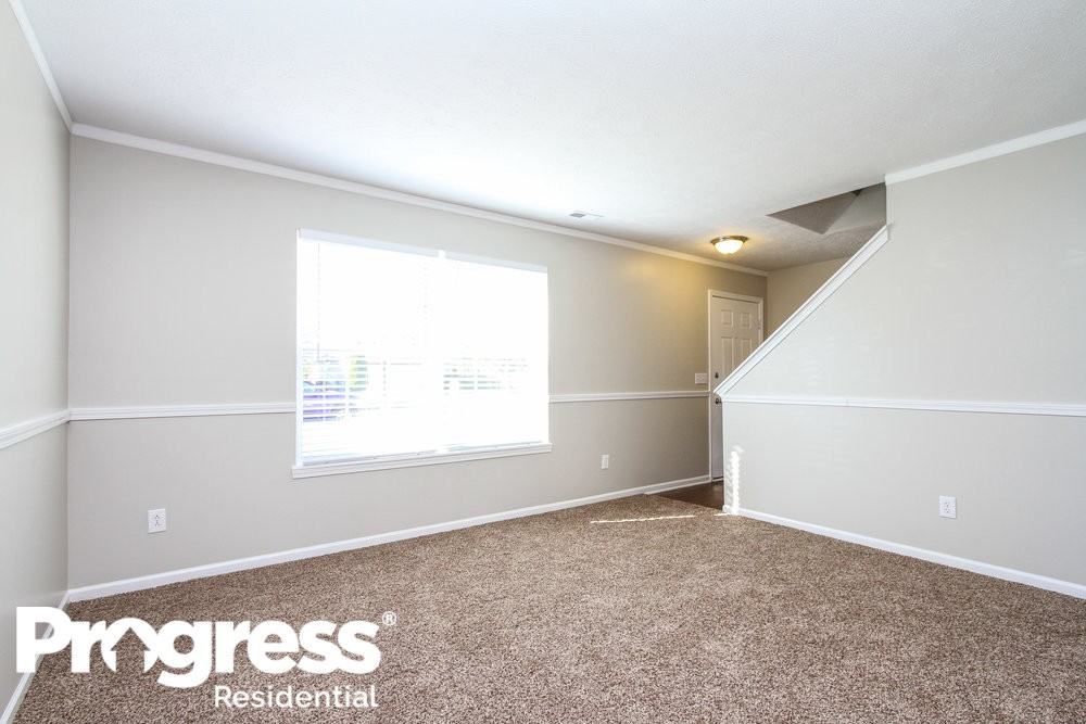 6257 Kelsey Dr - Photo 2 of 15