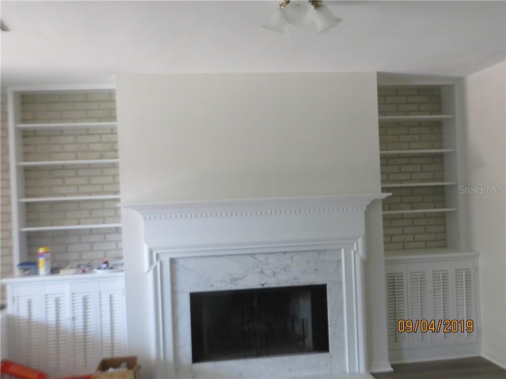 2895 Del Rio Drive - Photo 3 of 10