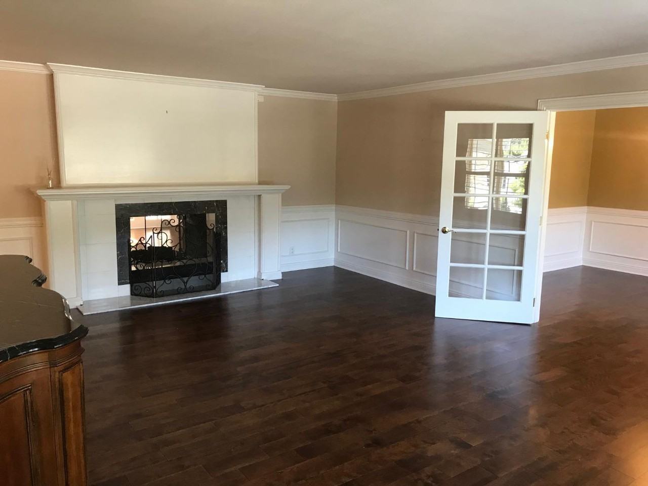 1326 Crestview Dr - Photo 2 of 24