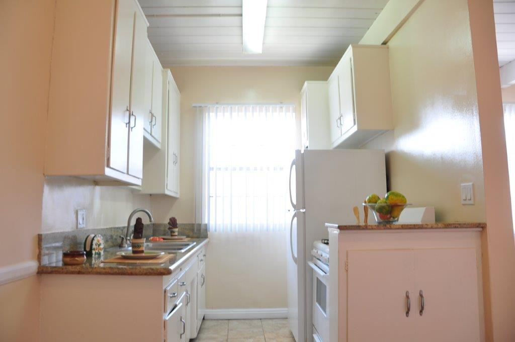 N. Serrano & Fernwood Ave. - Photo 2 of 26