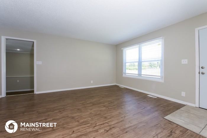 1312 North Swope Drive - Photo 3 of 16