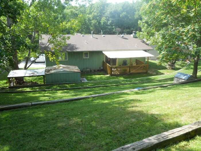 618 Sunrise Court - Photo 2 of 4