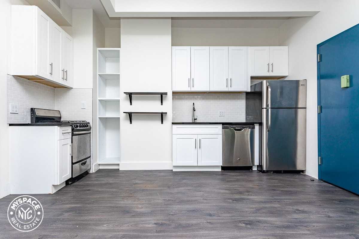 6851 68-51 Fresh Pond Rd #2B - Photo 3 of 8