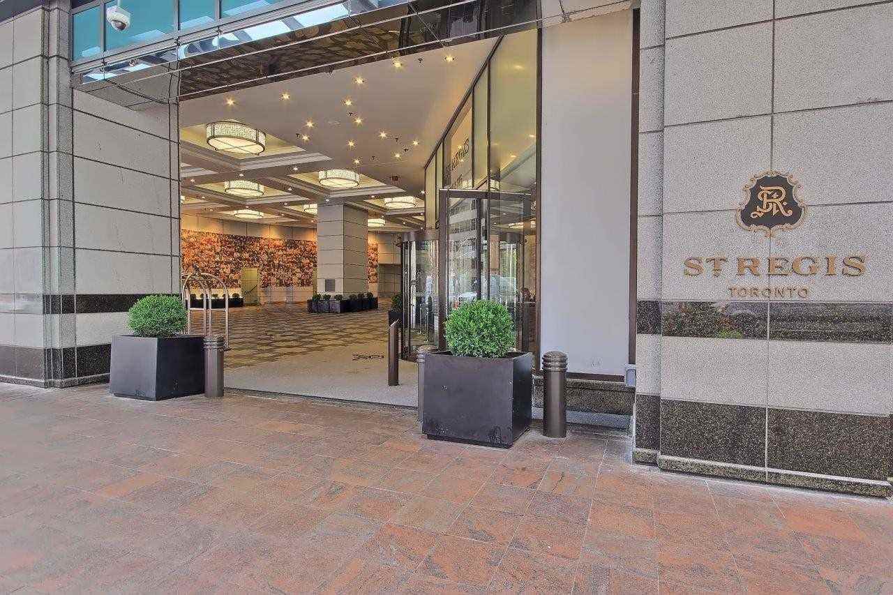 311 Bay Street #4805