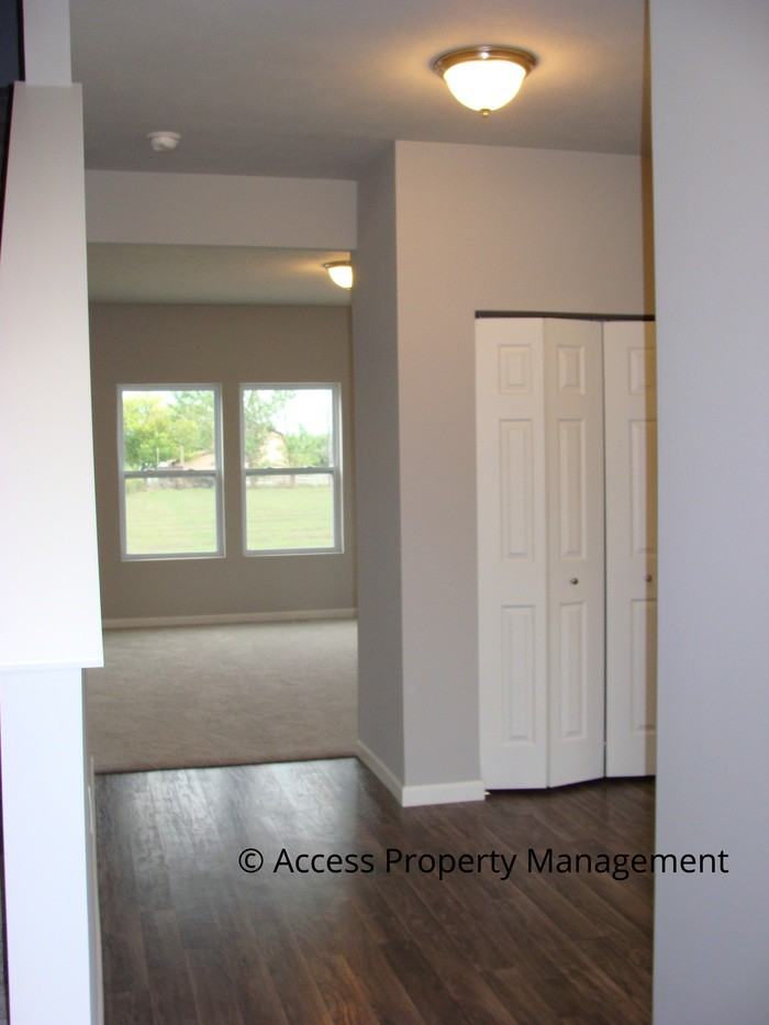 2502 Green Rush Lane - Photo 2 of 45