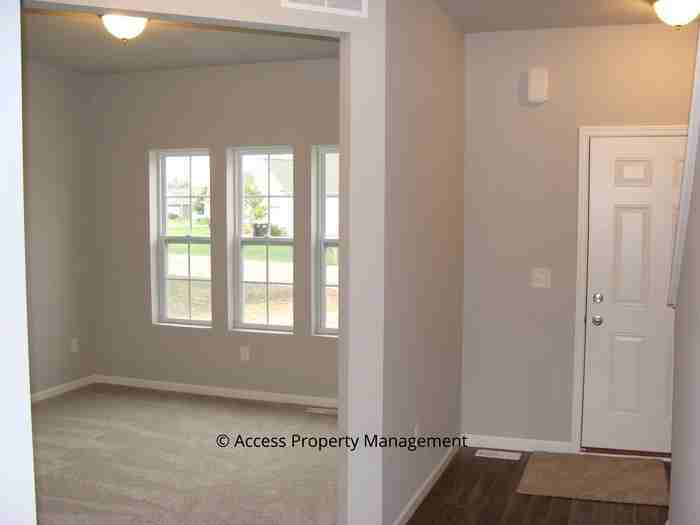 2502 Green Rush Lane - Photo 3 of 45