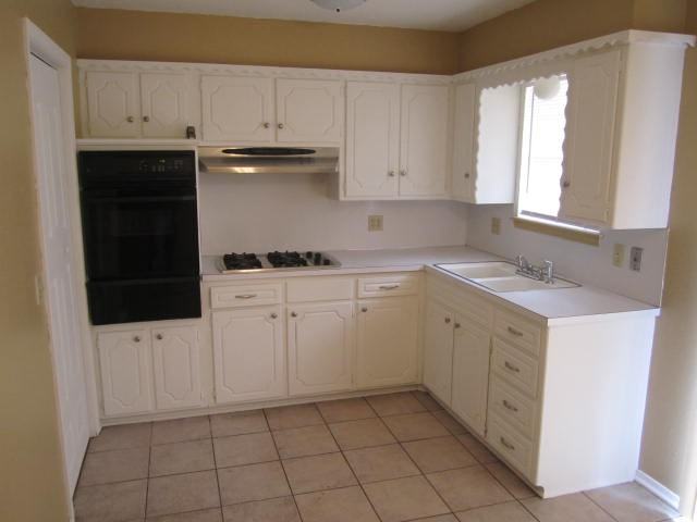 1000 Flamingo Avenue - Photo 3 of 11