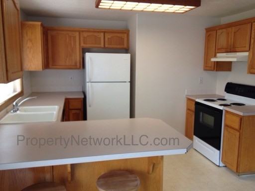 3066 SE 26th St - Photo 2 of 6