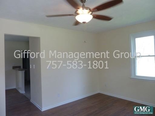 988 Winward Rd - Photo 3 of 13