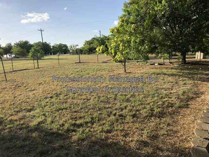 16862 Old Hwy 81 - Photo 3 of 25