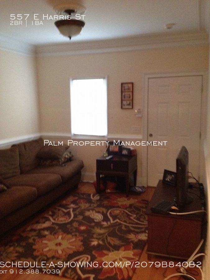 557 E Harris St - Photo 2 of 26