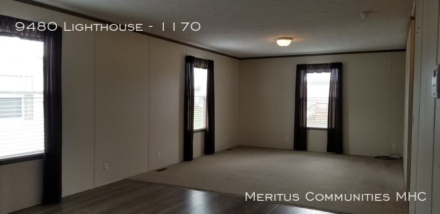 9480 Lighthouse #1170 - Photo 3 of 15