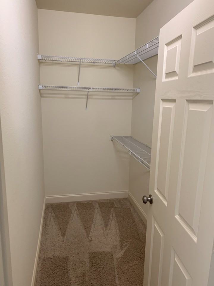 4220 Emily Loop - Photo 2 of 3