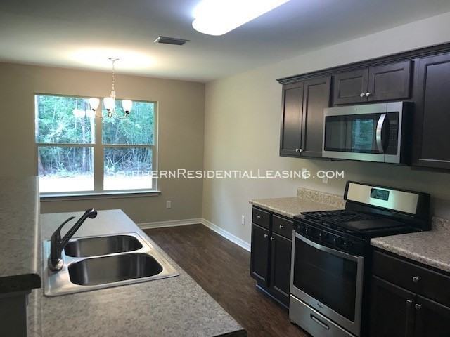 1908 Mary Jane Dr - Photo 3 of 10
