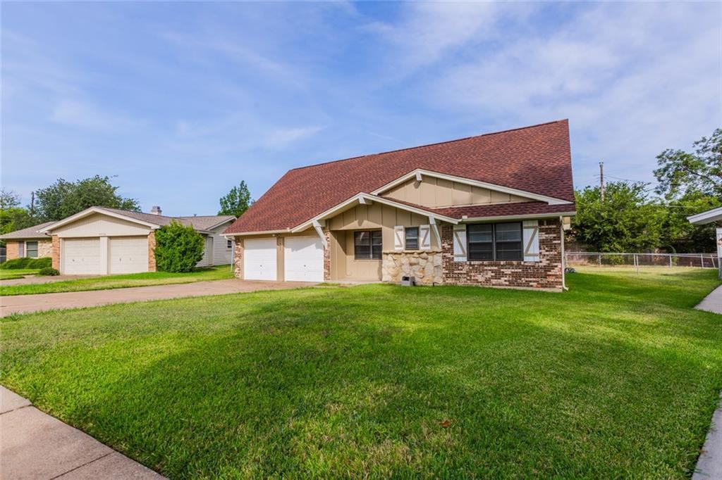 3933 Wind River Ct - Photo 3 of 35