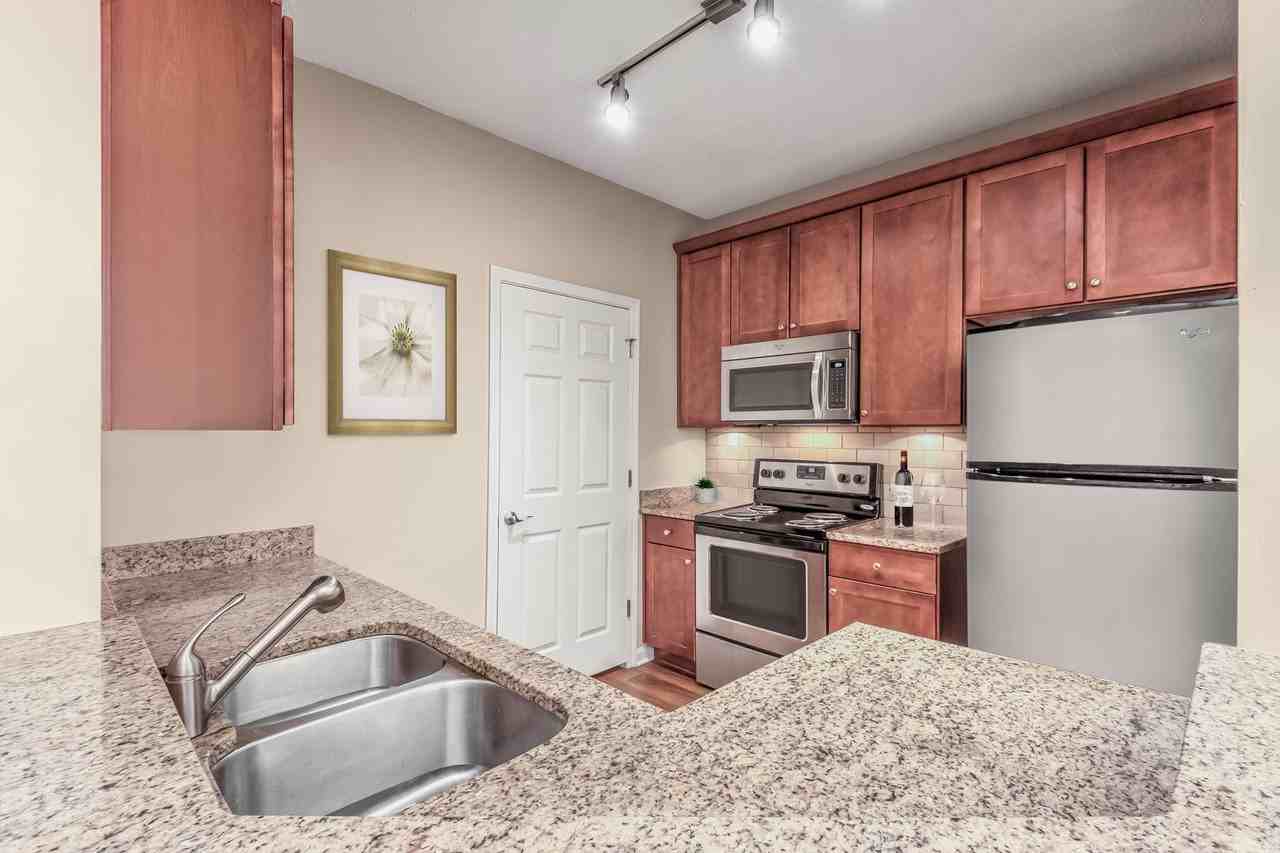 Camden Dunwoody Apartments for Rent 10 Peachford Cir, Dunwoody, GA