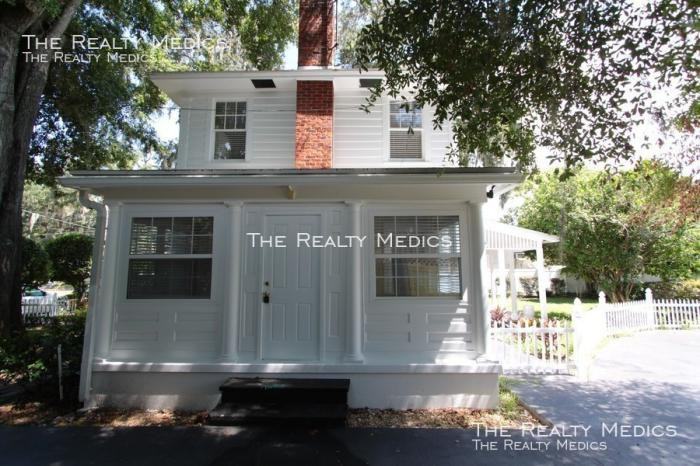 1427 Baltimore Ave - Photo 3 of 24