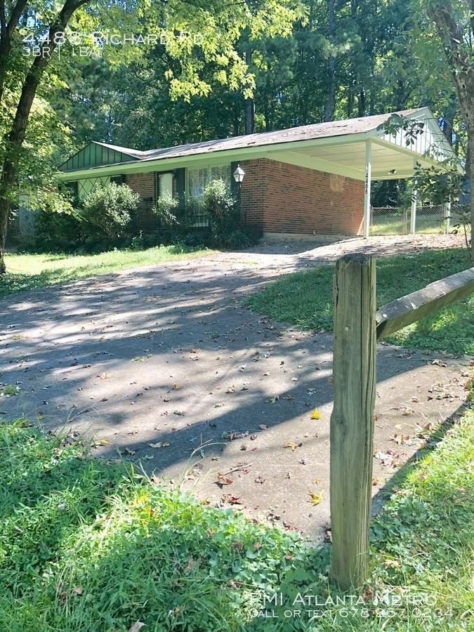 4488 Richard Rd - Photo 2 of 3