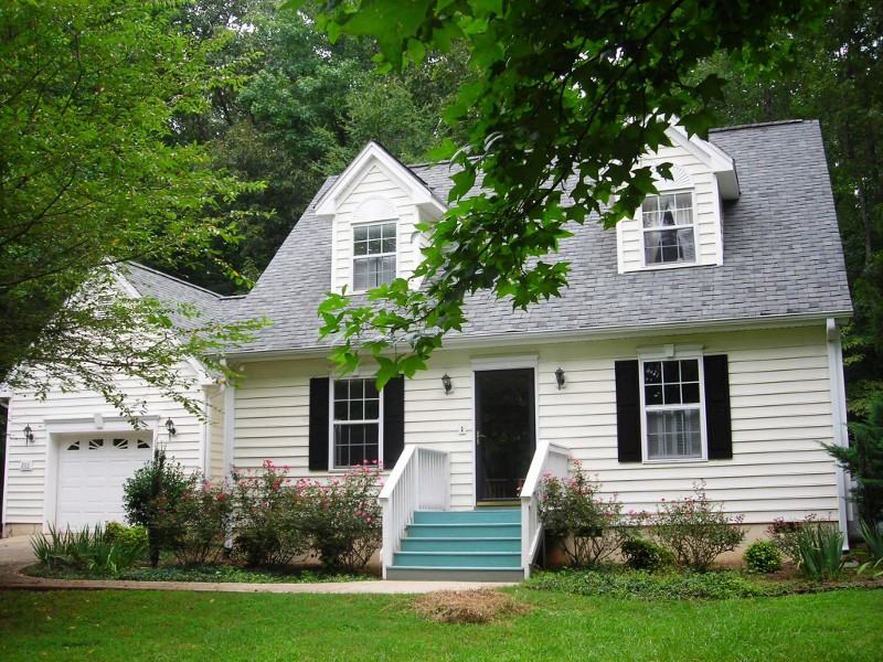 205 S English Hill Lane - Photo 3 of 20