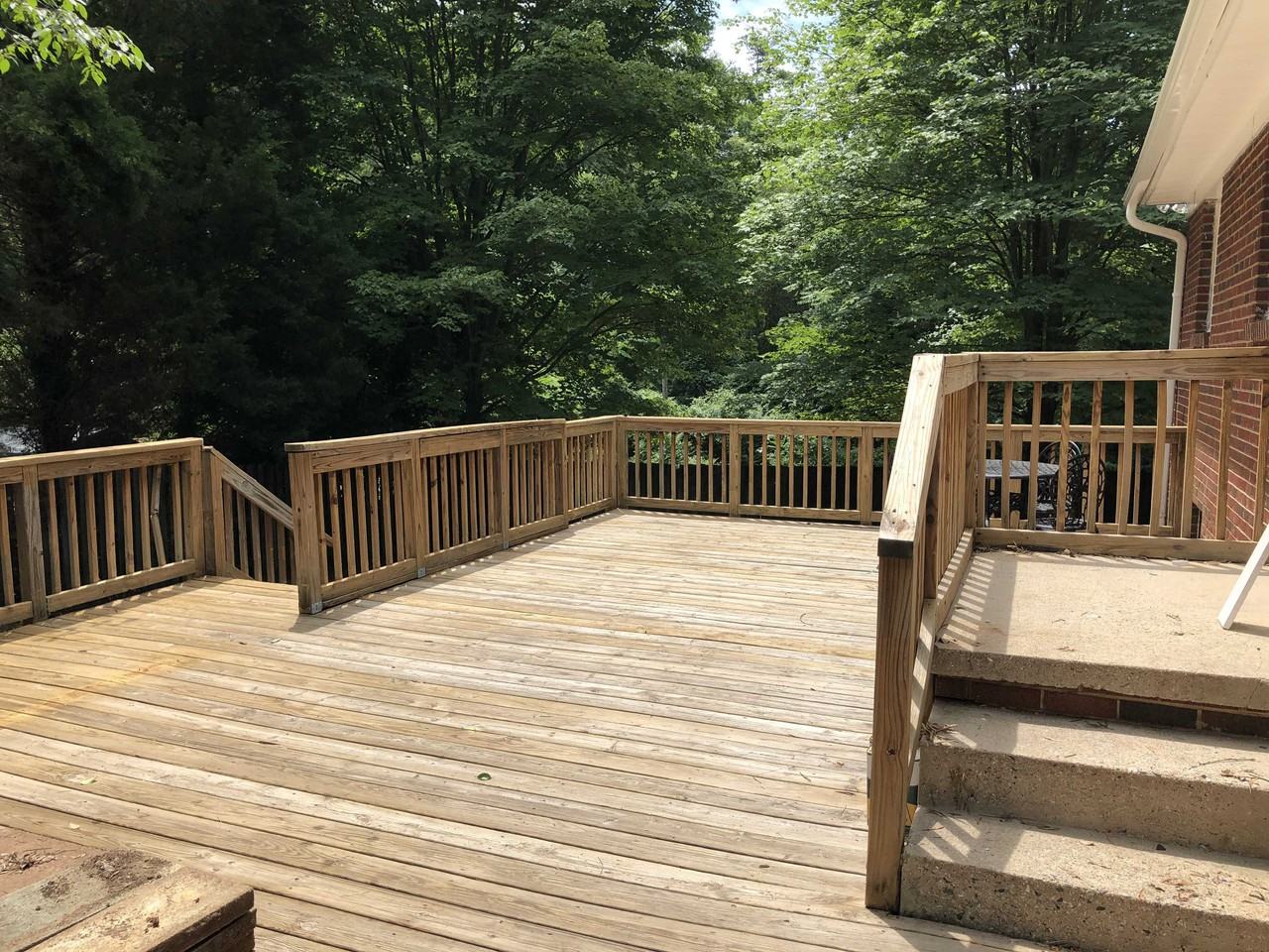 2100 Villa Drive - Photo 2 of 10