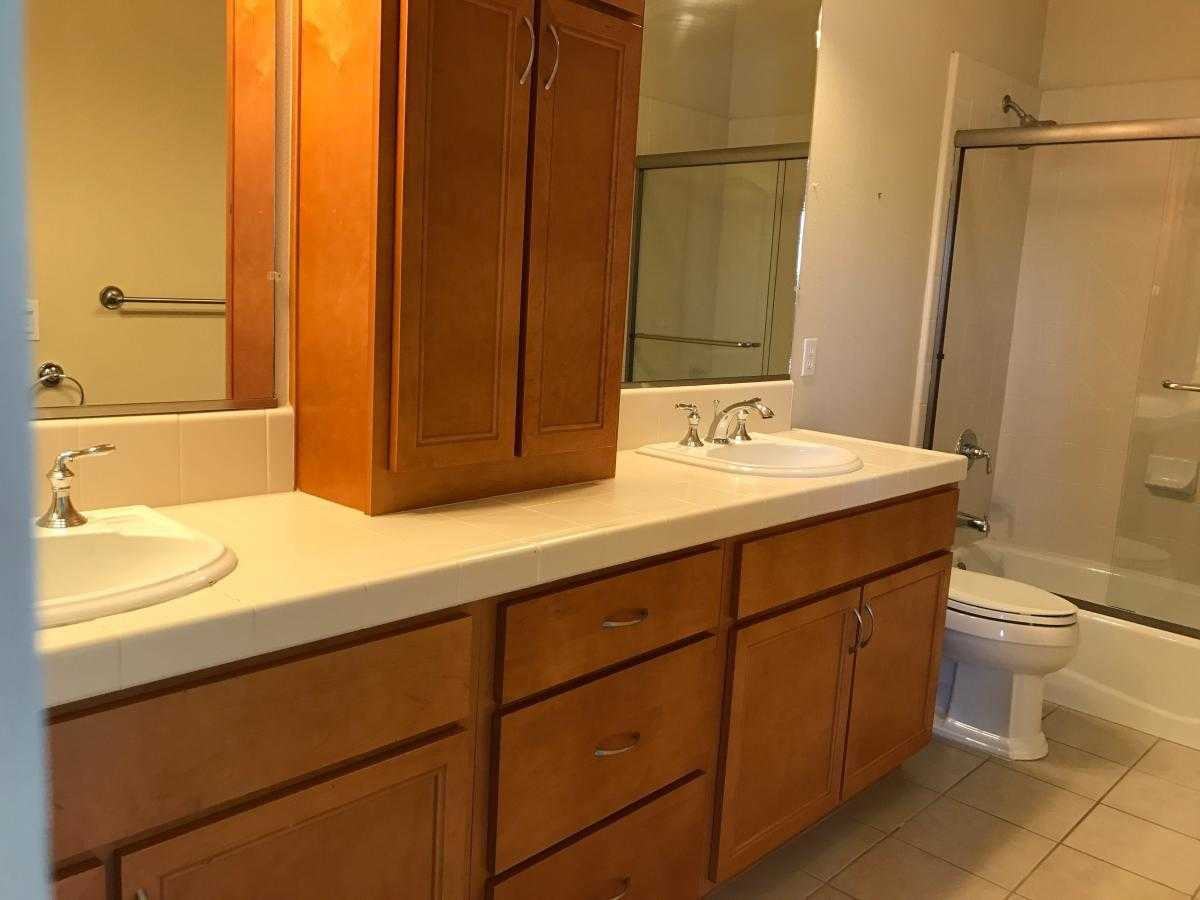 55 Cabot Ave - Photo 2 of 10