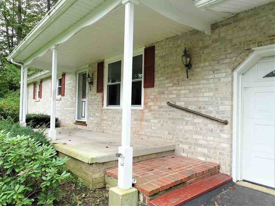 2344 Poplar Street - Photo 2 of 24