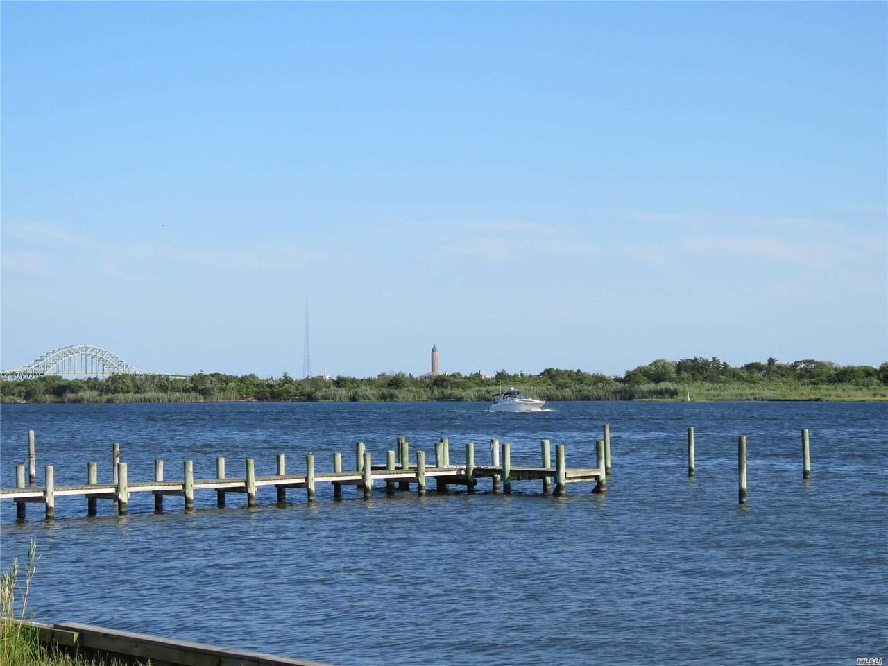 7 Captree Cir - Photo 2 of 16