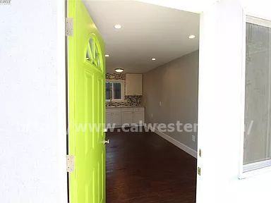 3316 School St - Photo 3 of 10