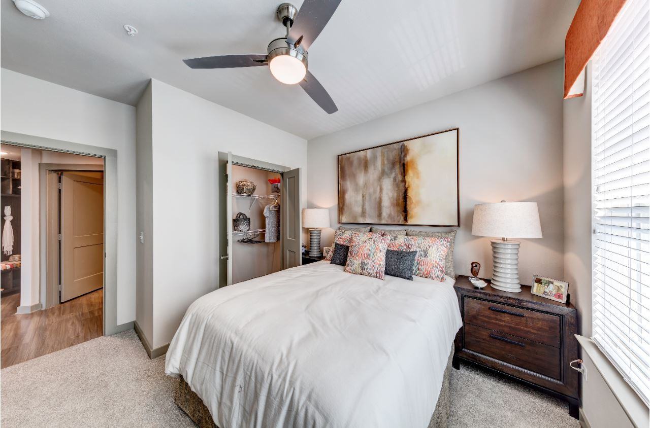 North 680 - Photo 2 of 34