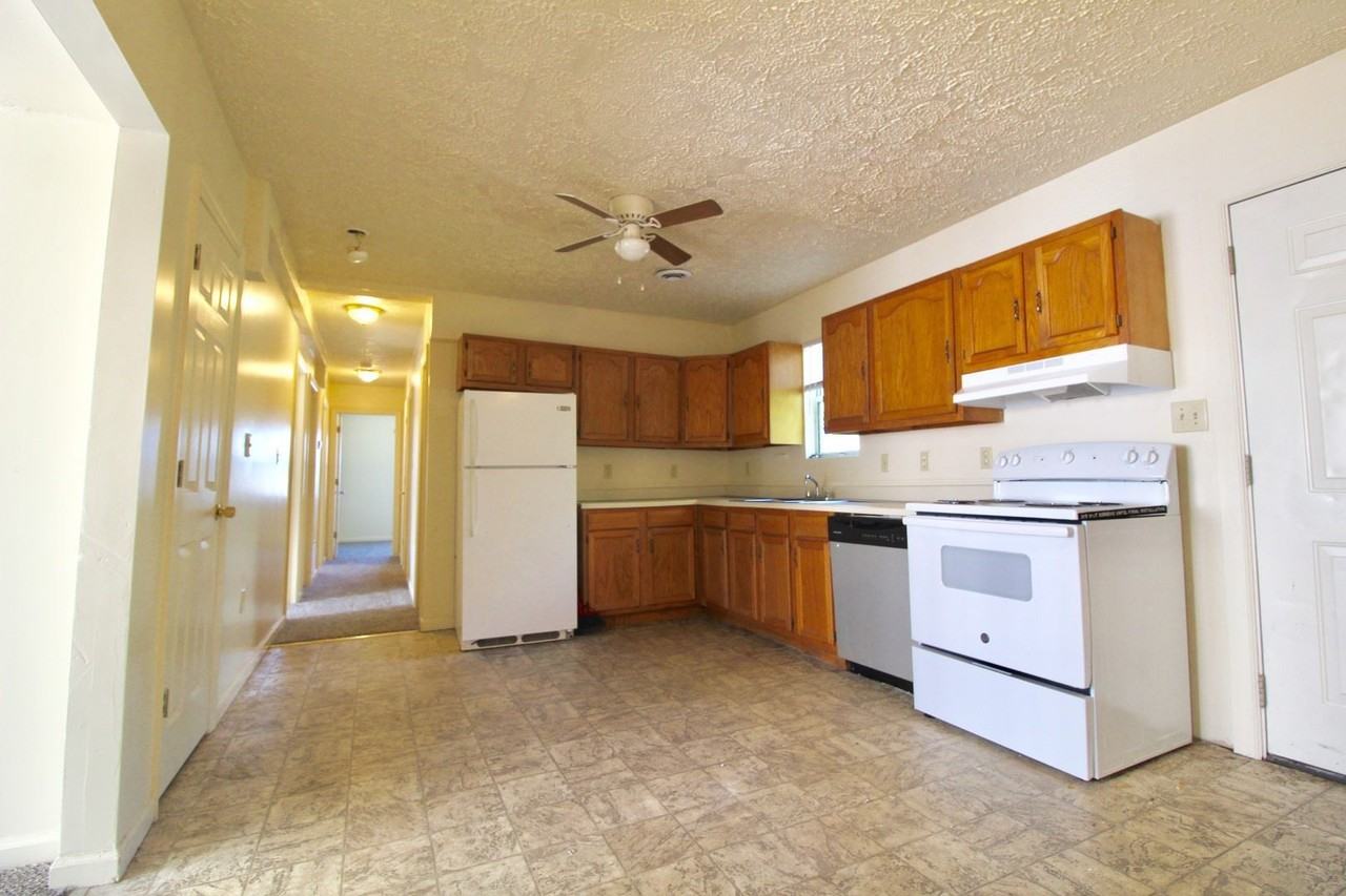 703 Price Street - Photo 2 of 23