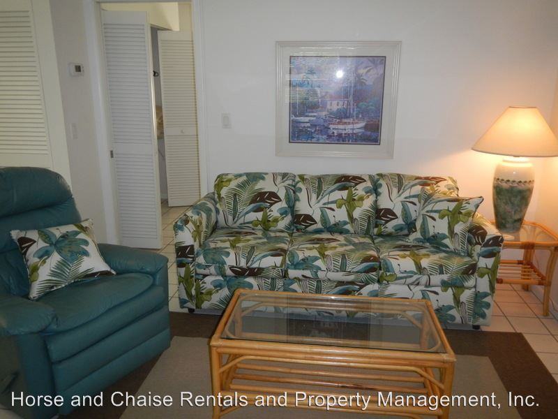 105 Louella Lane B (r) - Photo 2 of 6