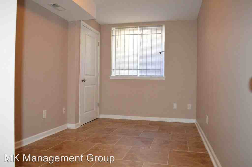 2350 N Park Ave - Photo 2 of 9