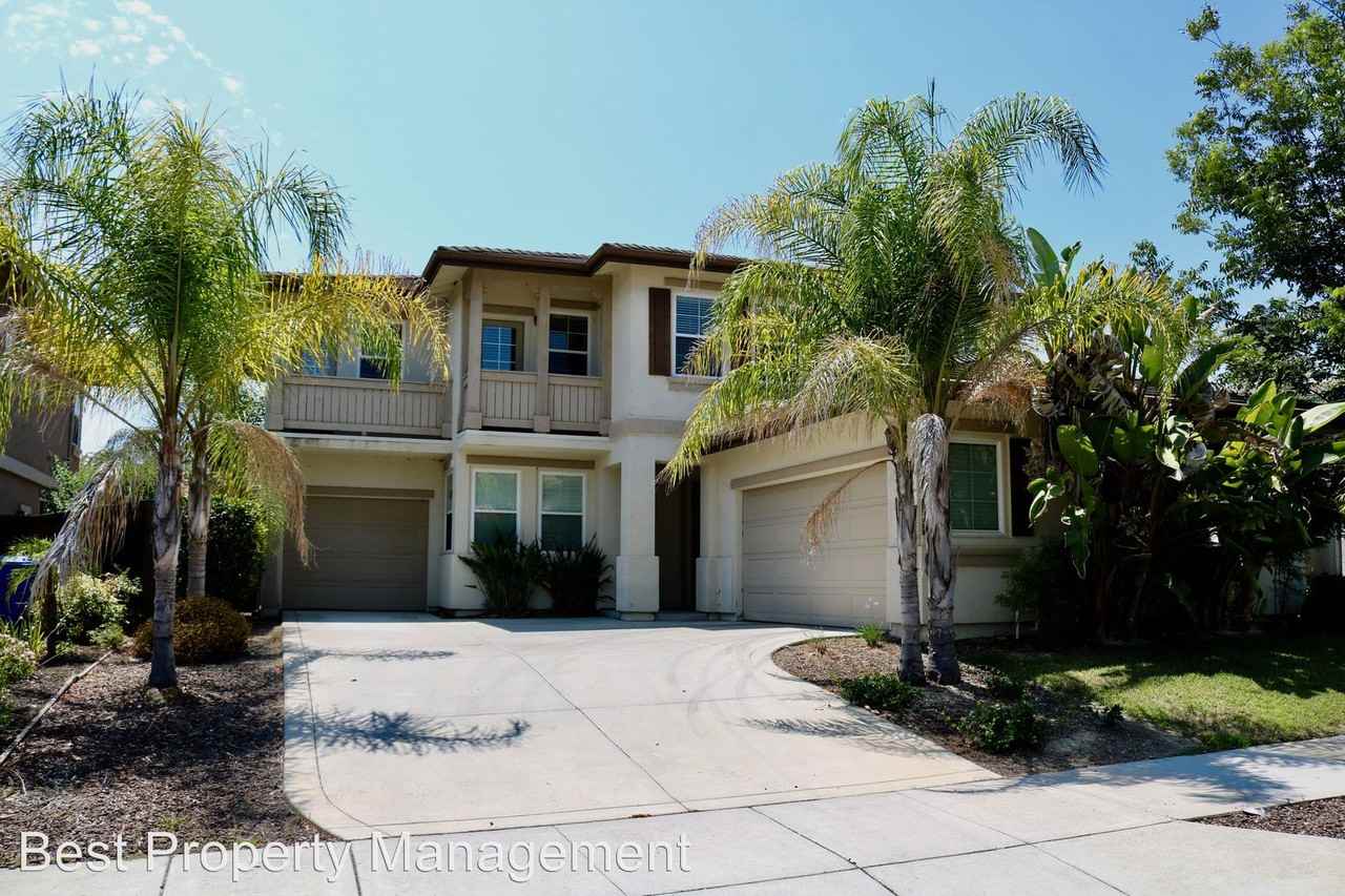 923 Augusta Drive - Photo 2 of 24