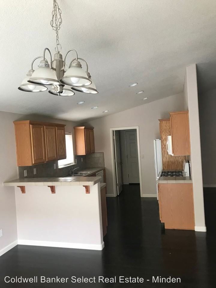 58 Conner - Photo 3 of 6