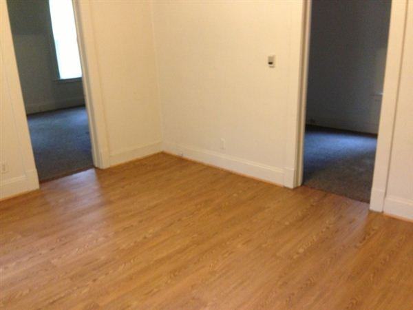 744 Oakland Ave SW - Photo 3 of 7