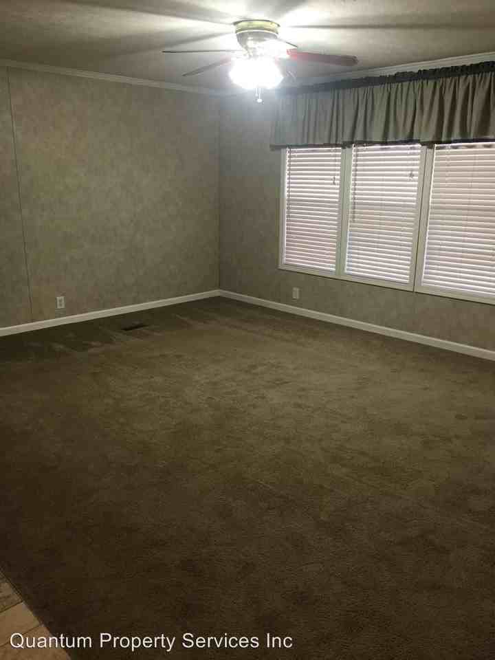 435 Sunset Ridge - Photo 3 of 12