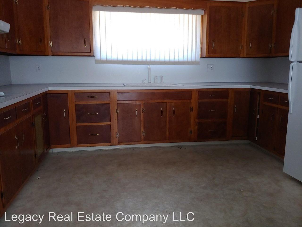 1515 Atwood Avenue - Photo 2 of 5