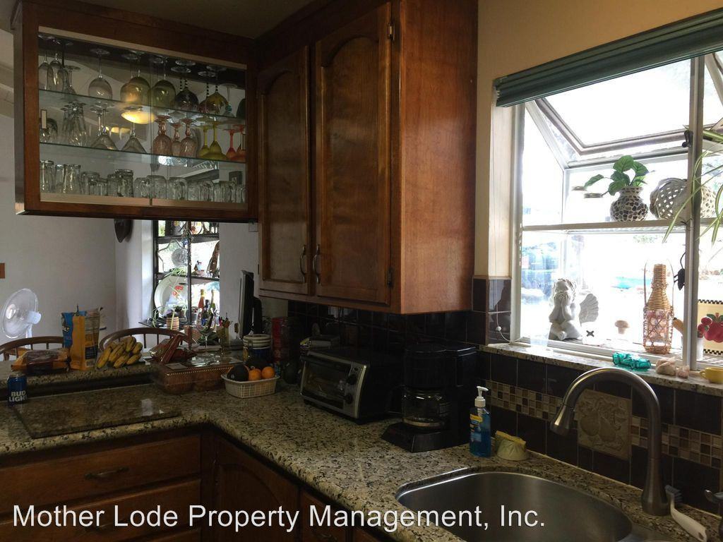 12796 Mammoth Mine Road - Photo 3 of 13