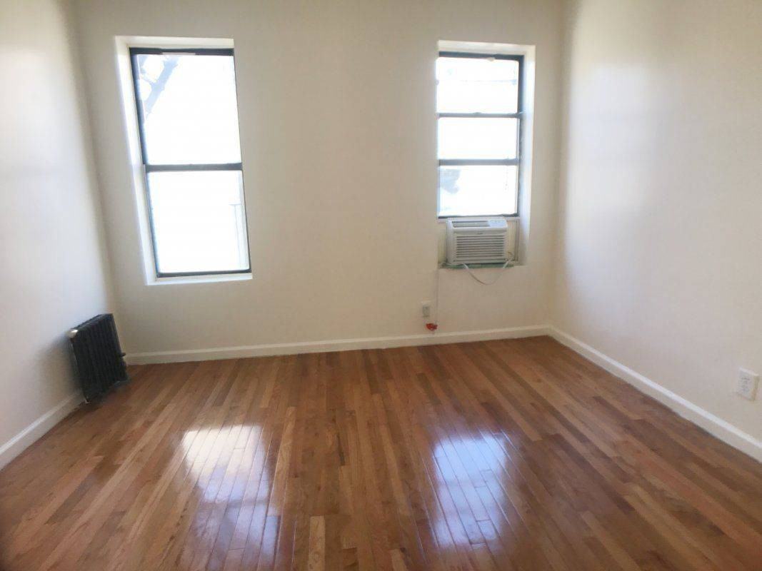 Broadway & Manhattan College Parkway, The Bronx, NY 10471, US #4B - Photo 2 of 4