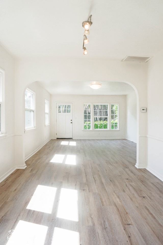 3244 Barham Boulevard - Photo 3 of 30