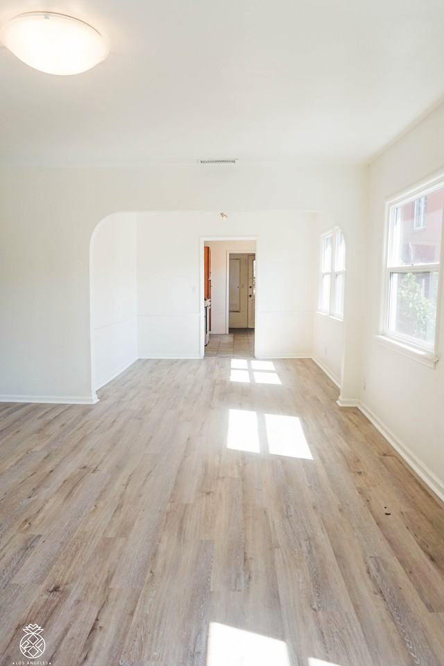 3244 Barham Boulevard - Photo 7 of 30