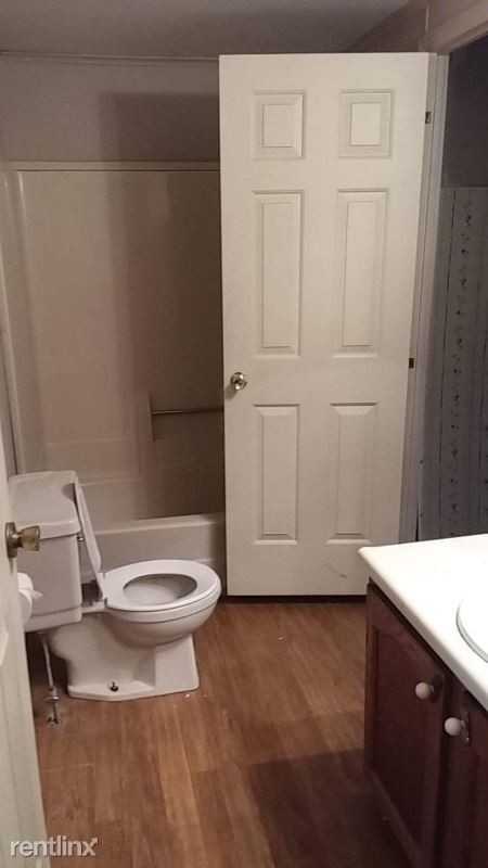 209 Louisville Street - Photo 2 of 11