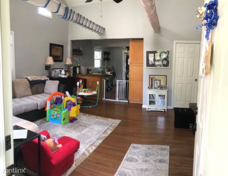 73 3rd St - Photo 2 of 16