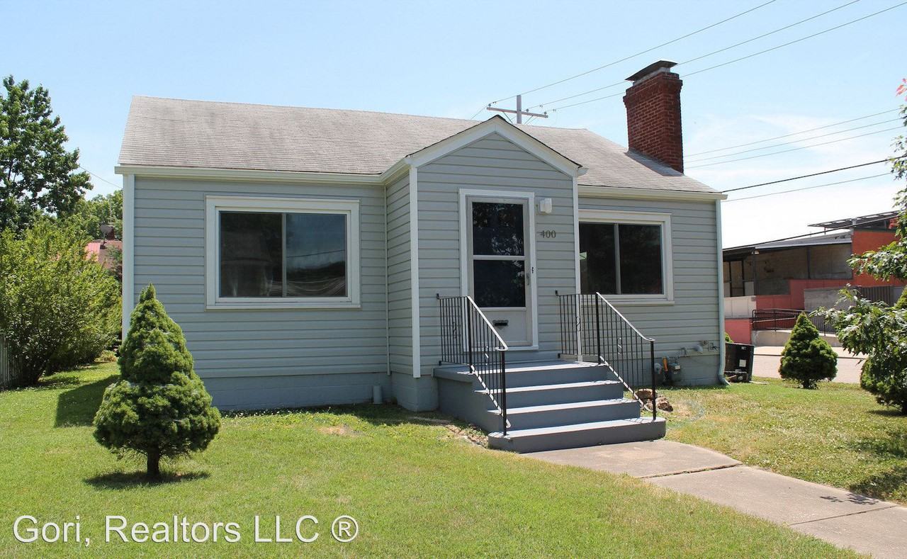 400 East Vandalia - Photo 2 of 12