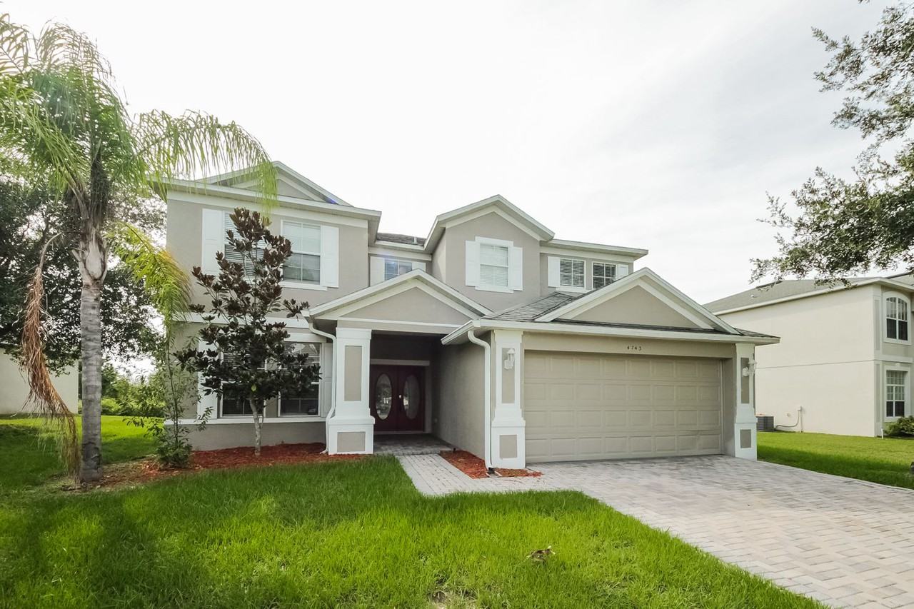 4743 Cape Hatteras Dr - Photo 2 of 23